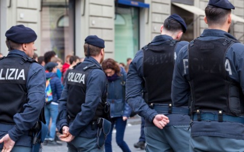 Danneggiati Comune e Centro Giovani di Morciano